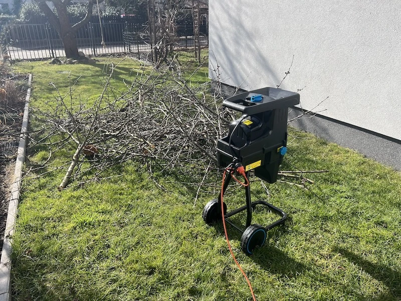 You Work In Customers Garden While The System Sends SMS Reminders Automatically